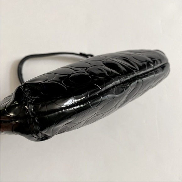 Coach Bag Signature Patent Glossy F49562 Wristlet Pouch Black - Picture 15 of 15